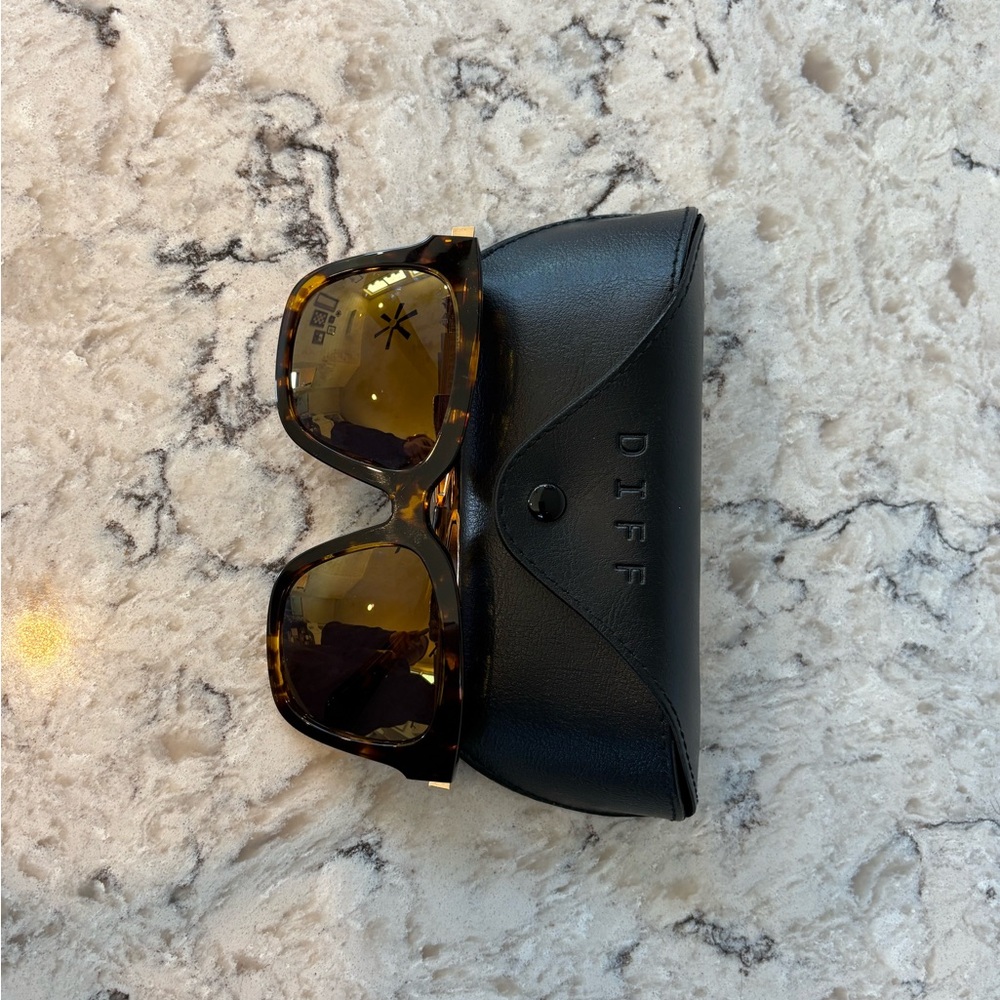 Diff Oversized Eyewear Tortoise Frame Sunglasses … - image 4